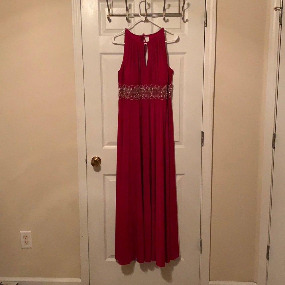 Gorgeous red, formal dress